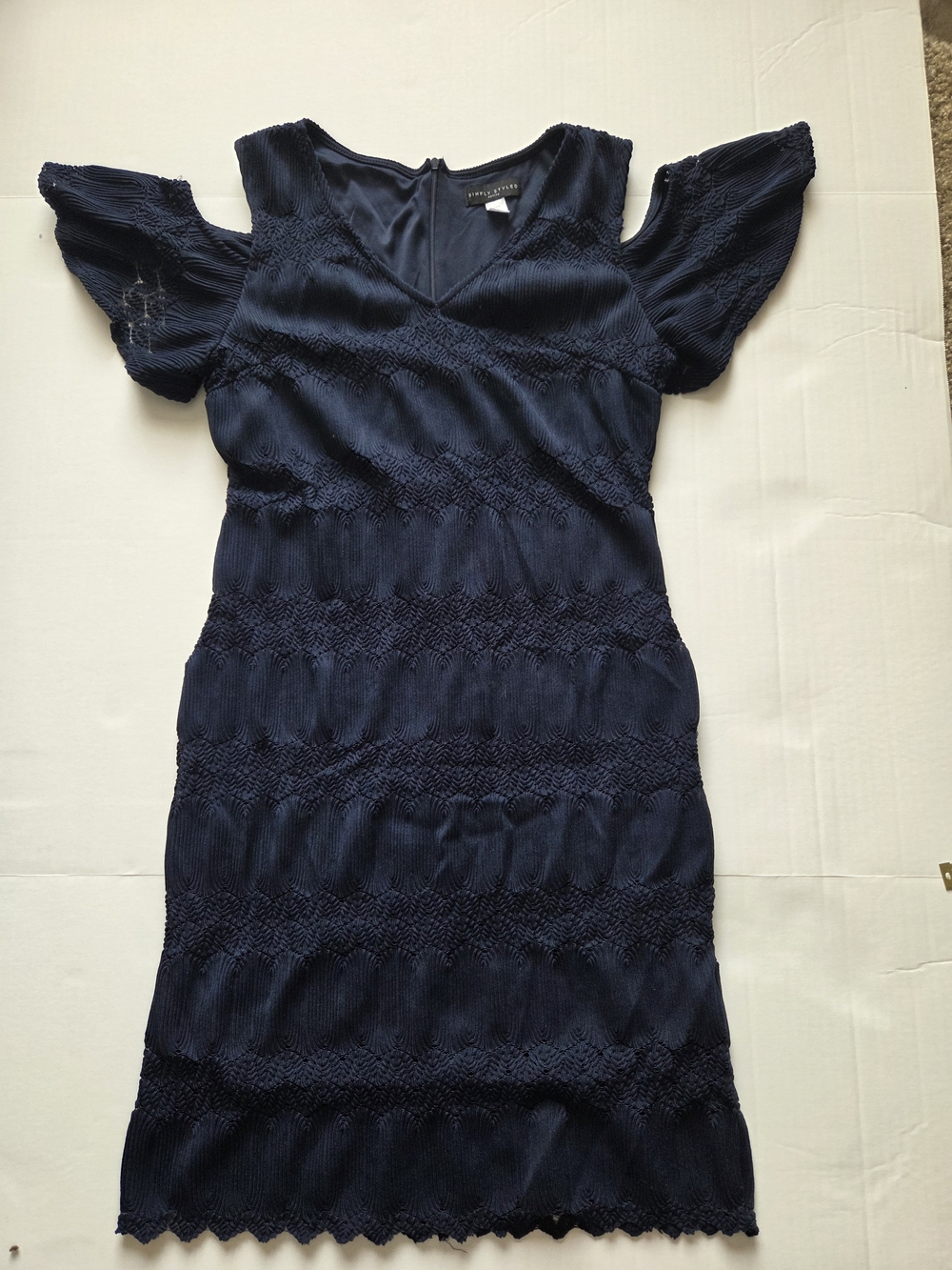 Simply Styled Petite Navy Blue Cold Shoulder Smocked Sheath Dress LP Large